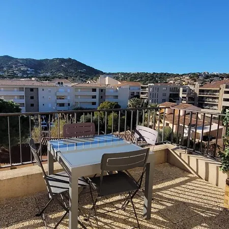 Magnifique T1bis Dans Centre Avec Parking Calvi (Corsica)